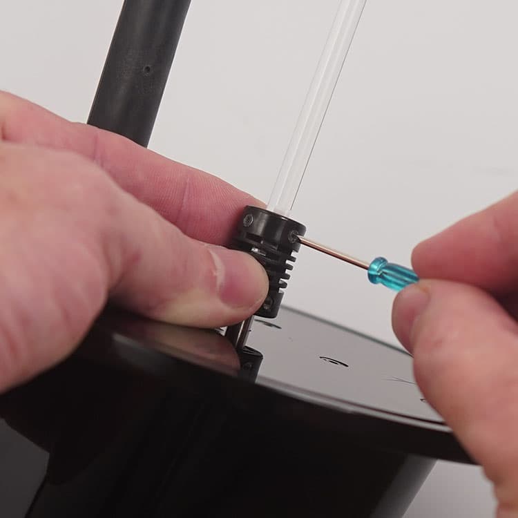 Securing grub screws